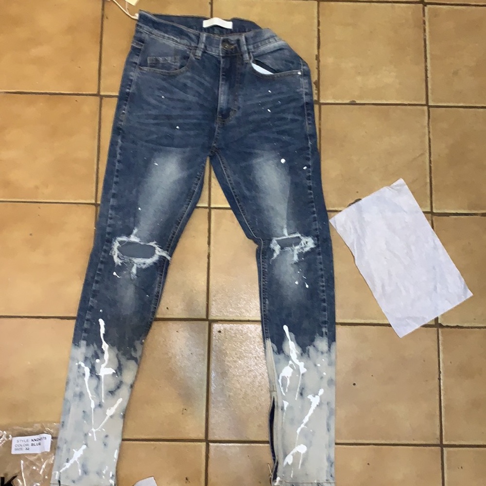 KDNK jeans